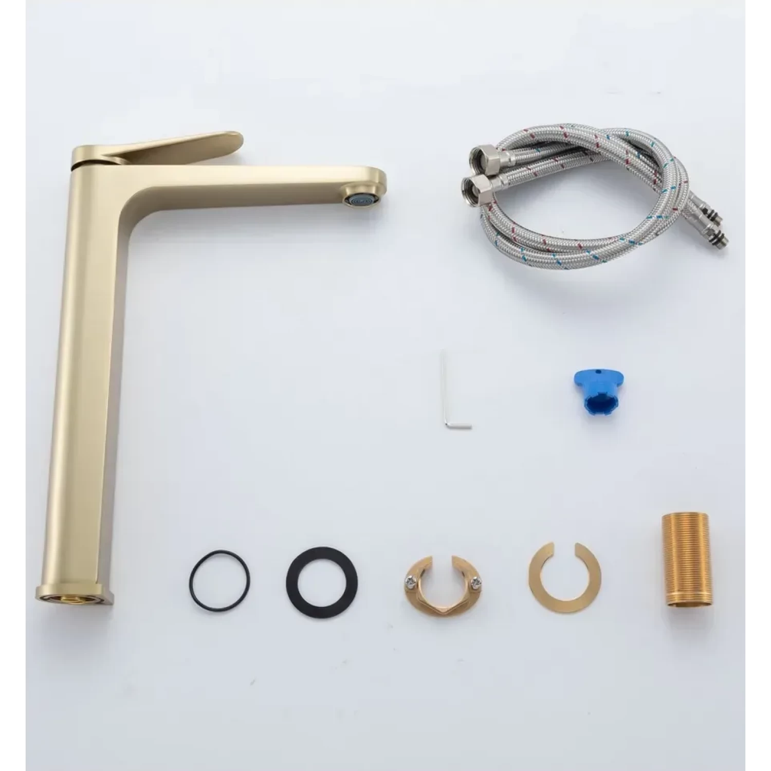 Смеситель для раковины Gappo G10-3 G1010-23 золотой сатин