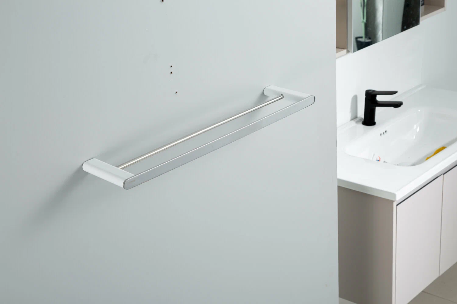 Полотенцедержатель 2-й Gappo G309-8 G30909-8 белый-хром