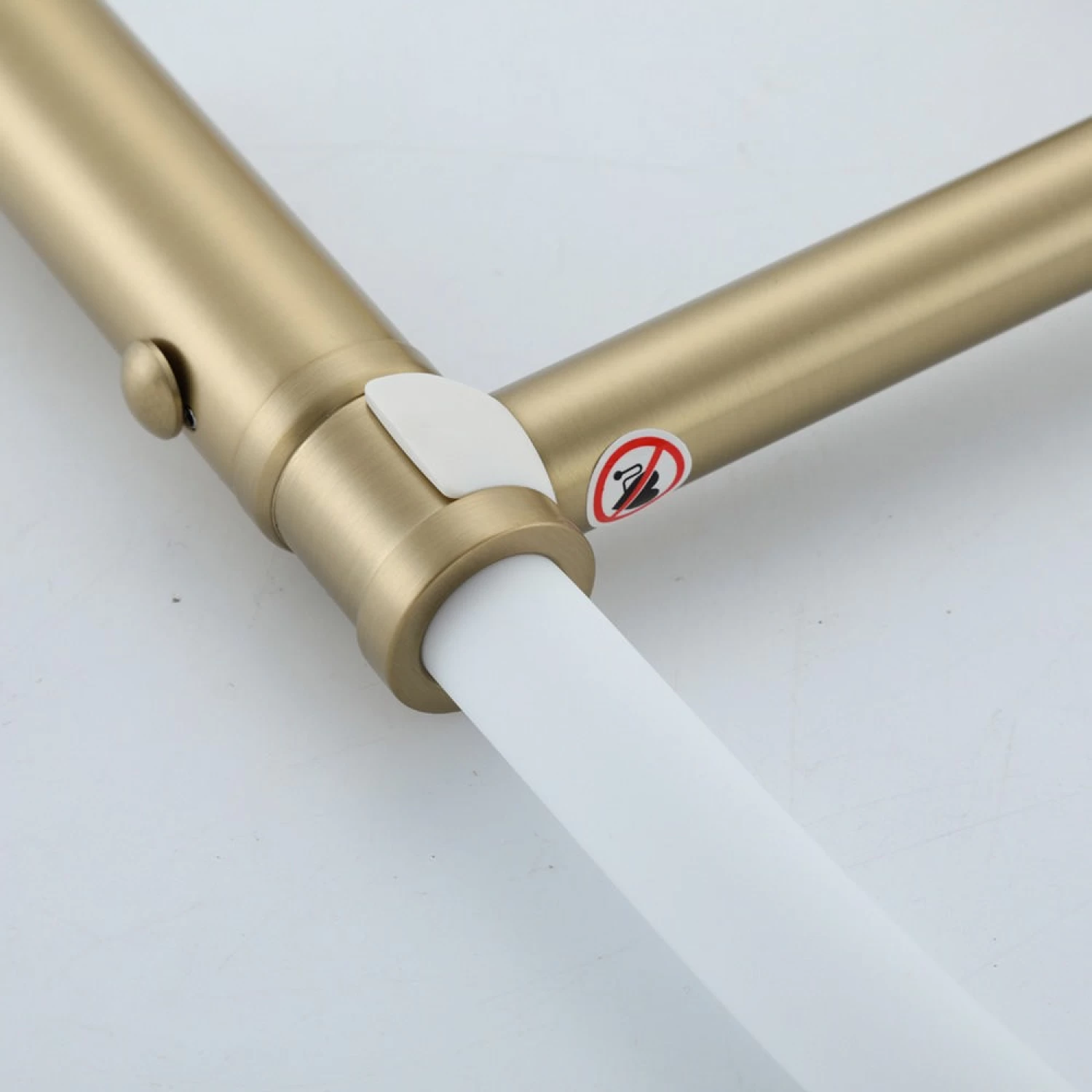 Смеситель для кухни Gappo G4098-23 золотой сатин