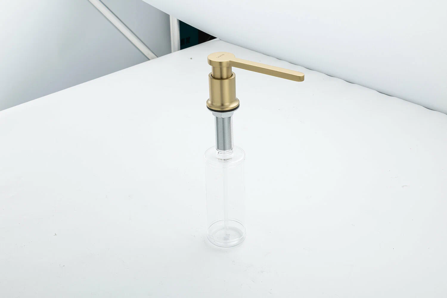 Дозатор жидкого мыла Gappo G406-3 золотой сатин