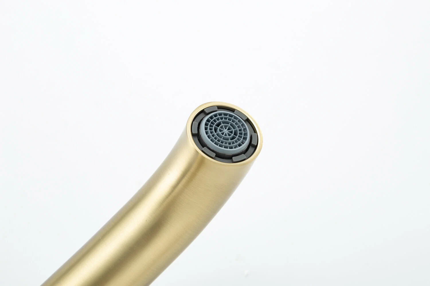 Напольный смеситель Gappo G06-3 G3006-3 золотой сатин