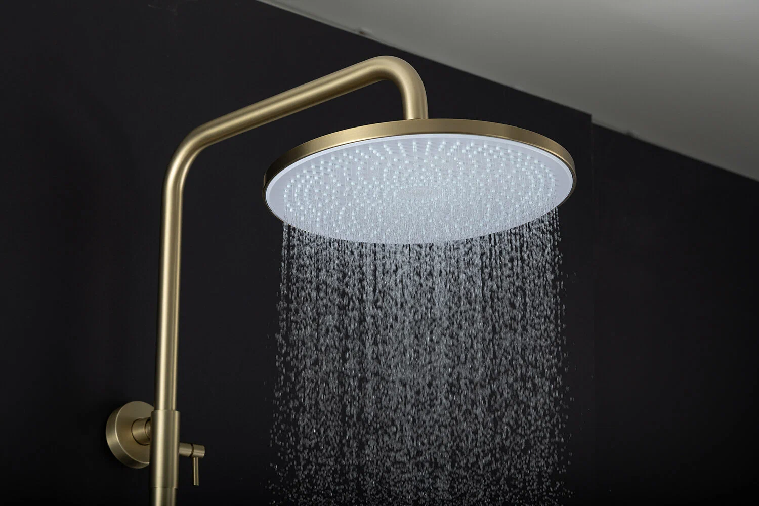 Душевая система Gappo G99-33 G2499-33 золотой сатин