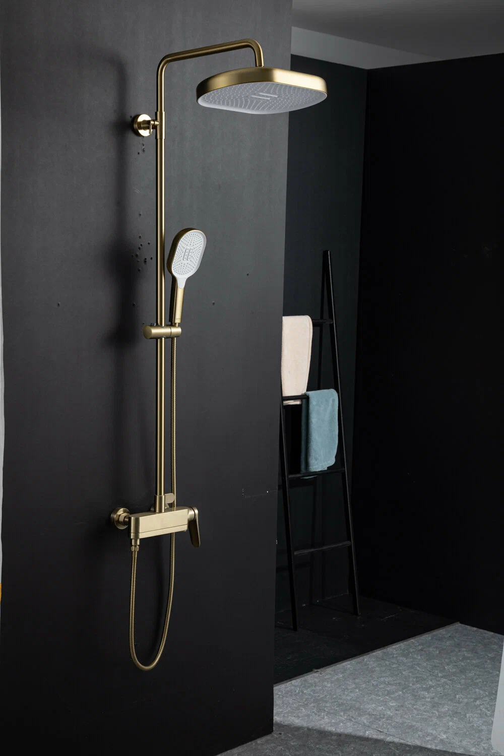 Душевая система Gappo G10-3 G2410-3 золотой сатин