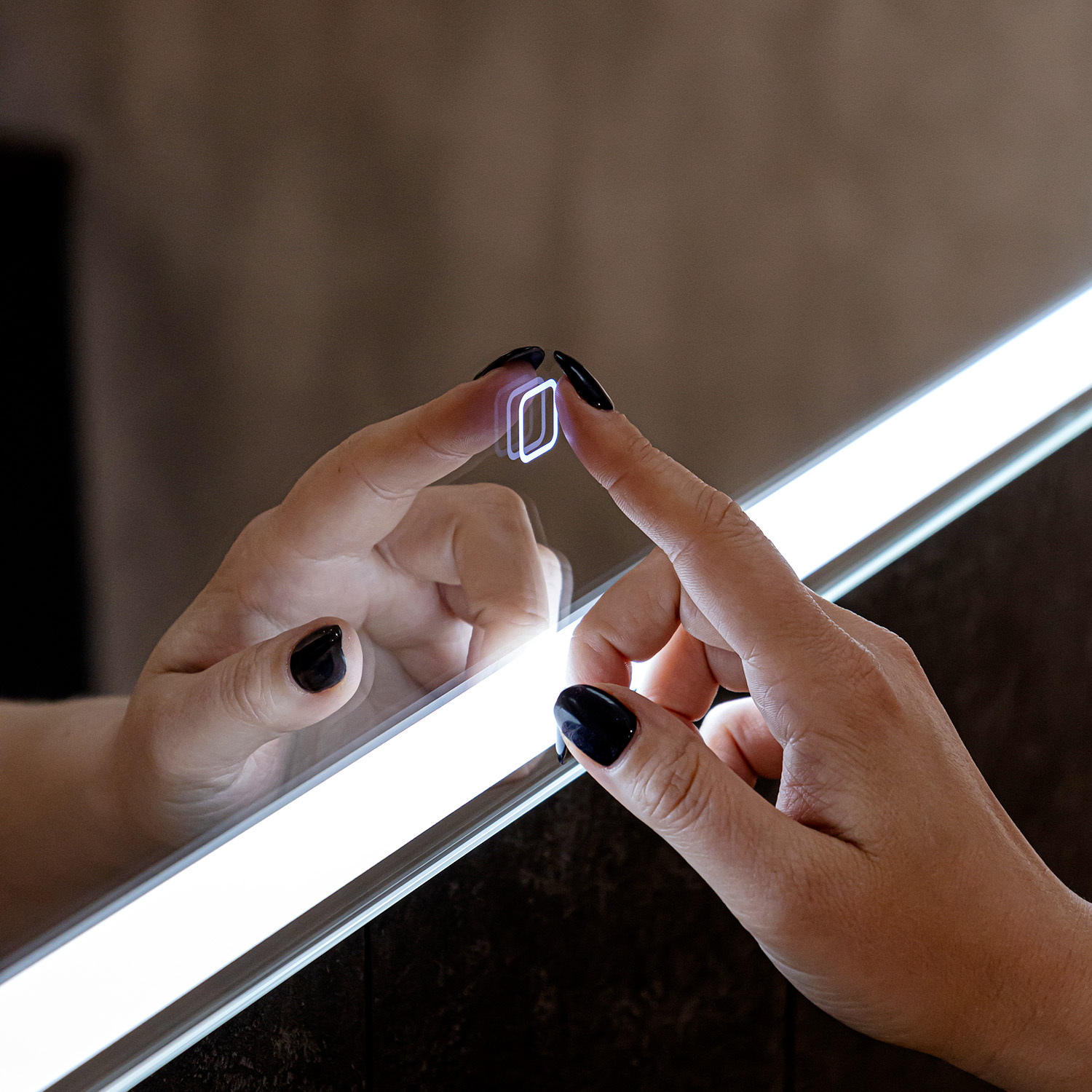 Зеркало с подсветкой и диммером Silver Mirrors Давид 80*55