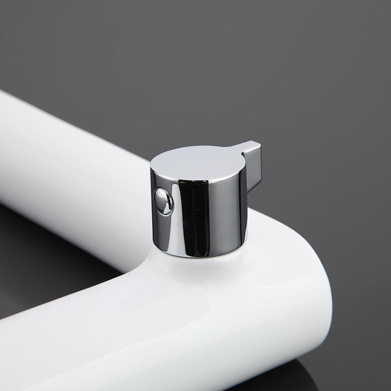 Смеситель на борт ванны на 3 отверстия Gappo G1148