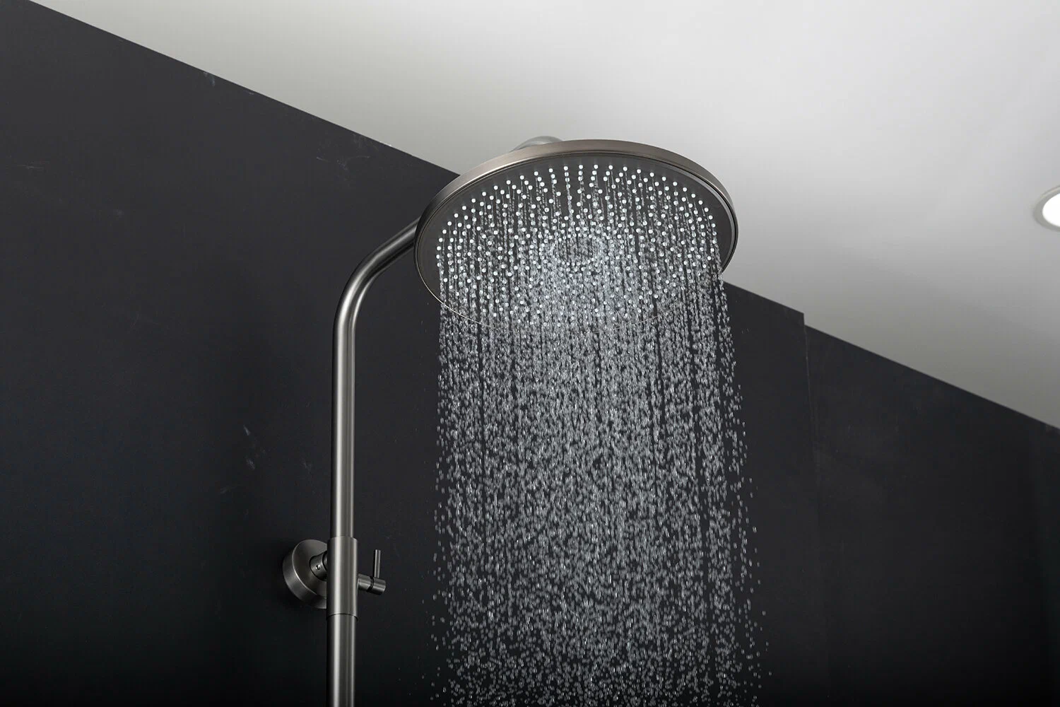 Душевая система Gappo G99-39 G2499-39 оружейная сталь