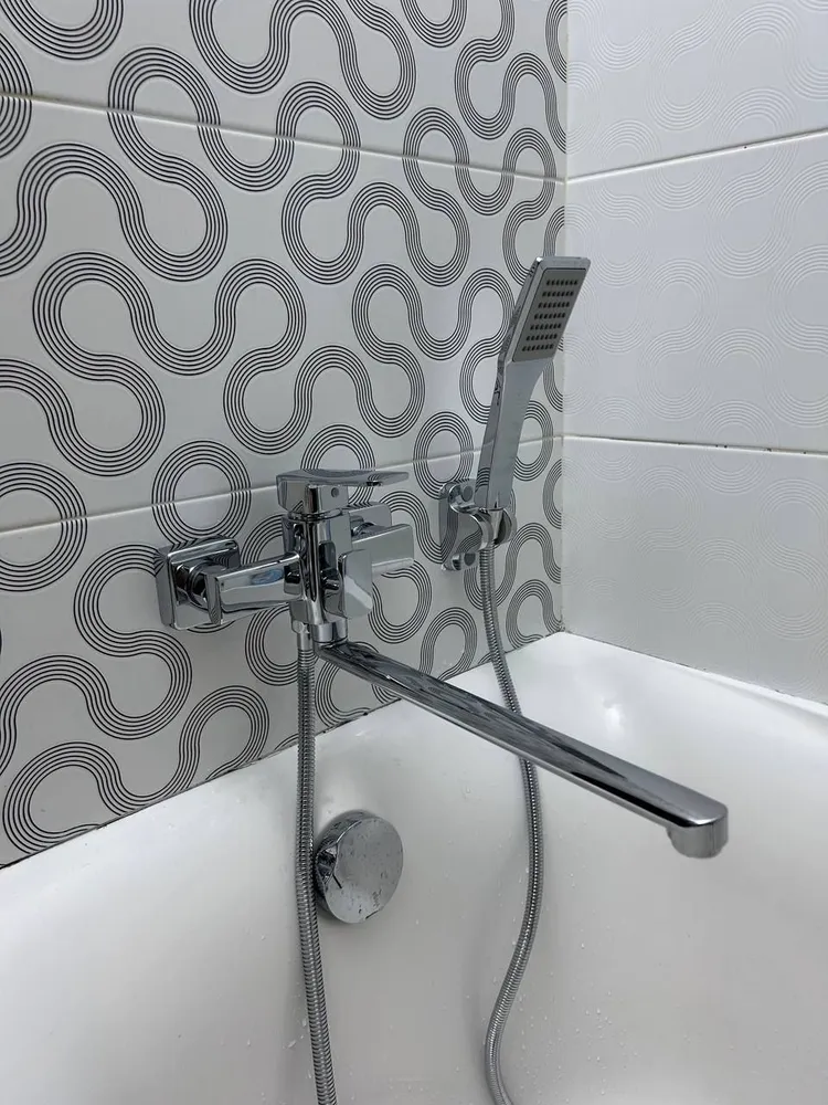 Смеситель для ванны ViEiR V113 V113541 хром