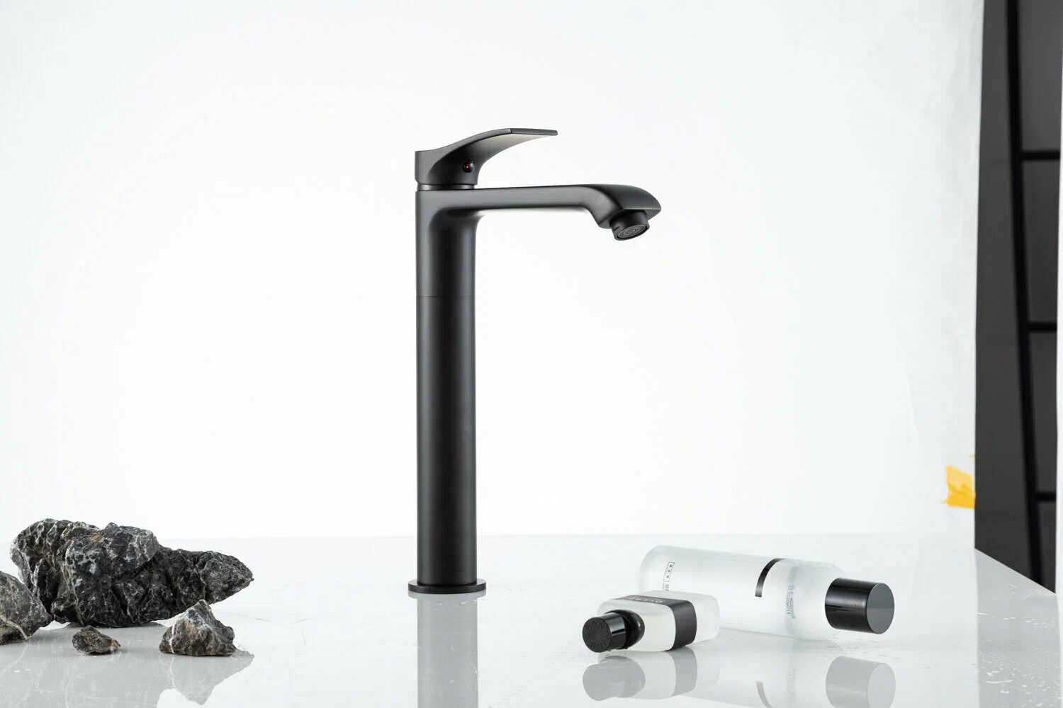 Высокий смеситель для раковины Frap H75-6 F1075-26 черный