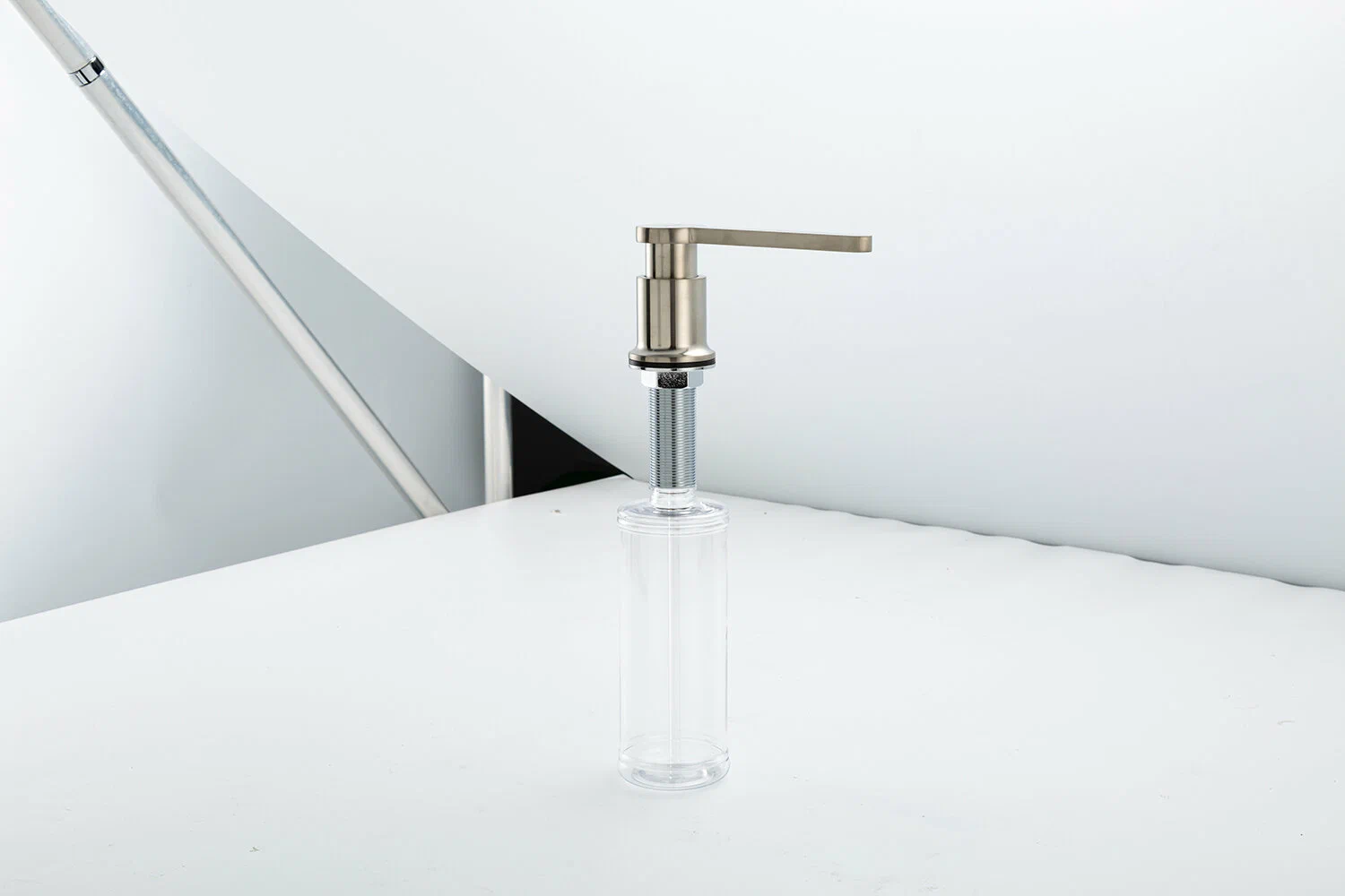 Дозатор жидкого мыла Gappo G406-5 сатин