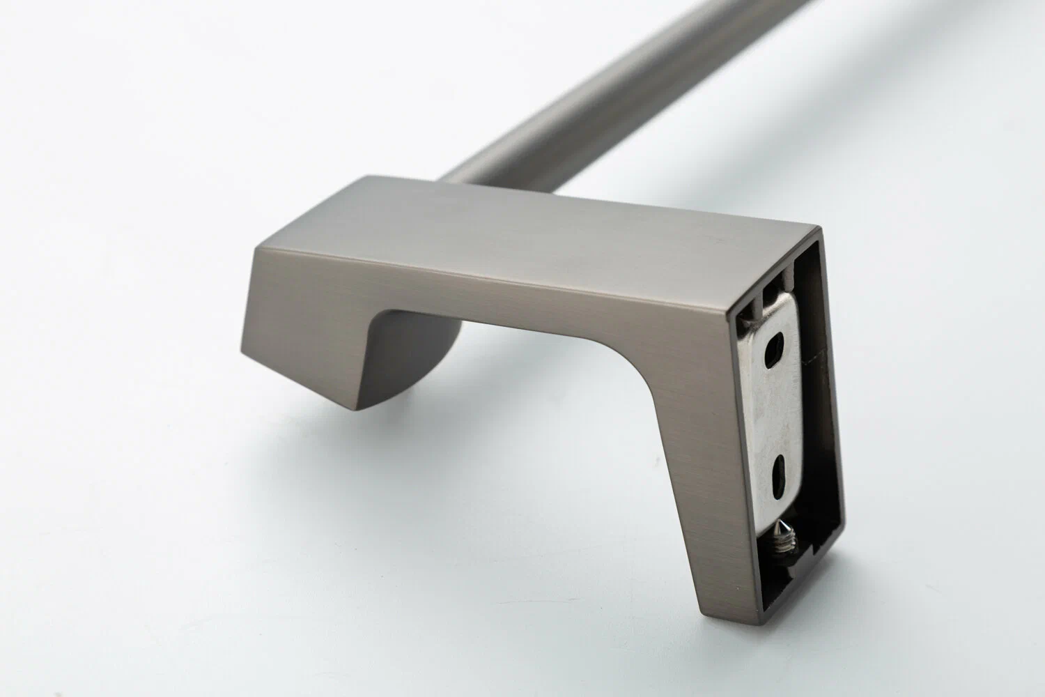 Прямой полотенцедержатель Frap F306-9 F30601-9 оружейная сталь