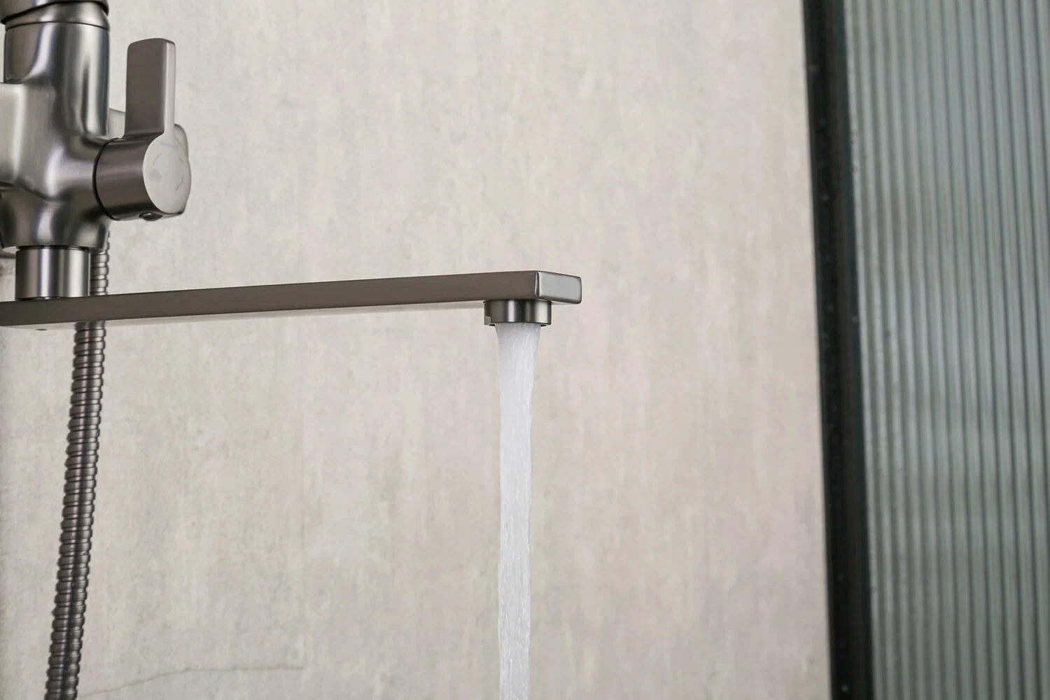 Душевая система Frap H71-9 F2471-9 оружейная сталь