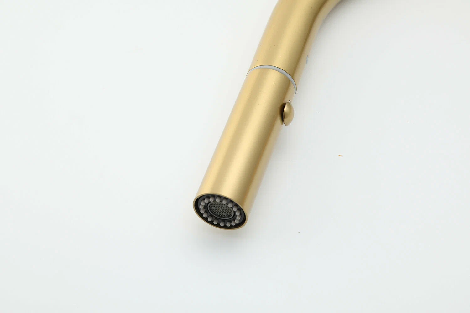 Вытяжной смеситель для кухни Gappo G4398-43 золотой сатин