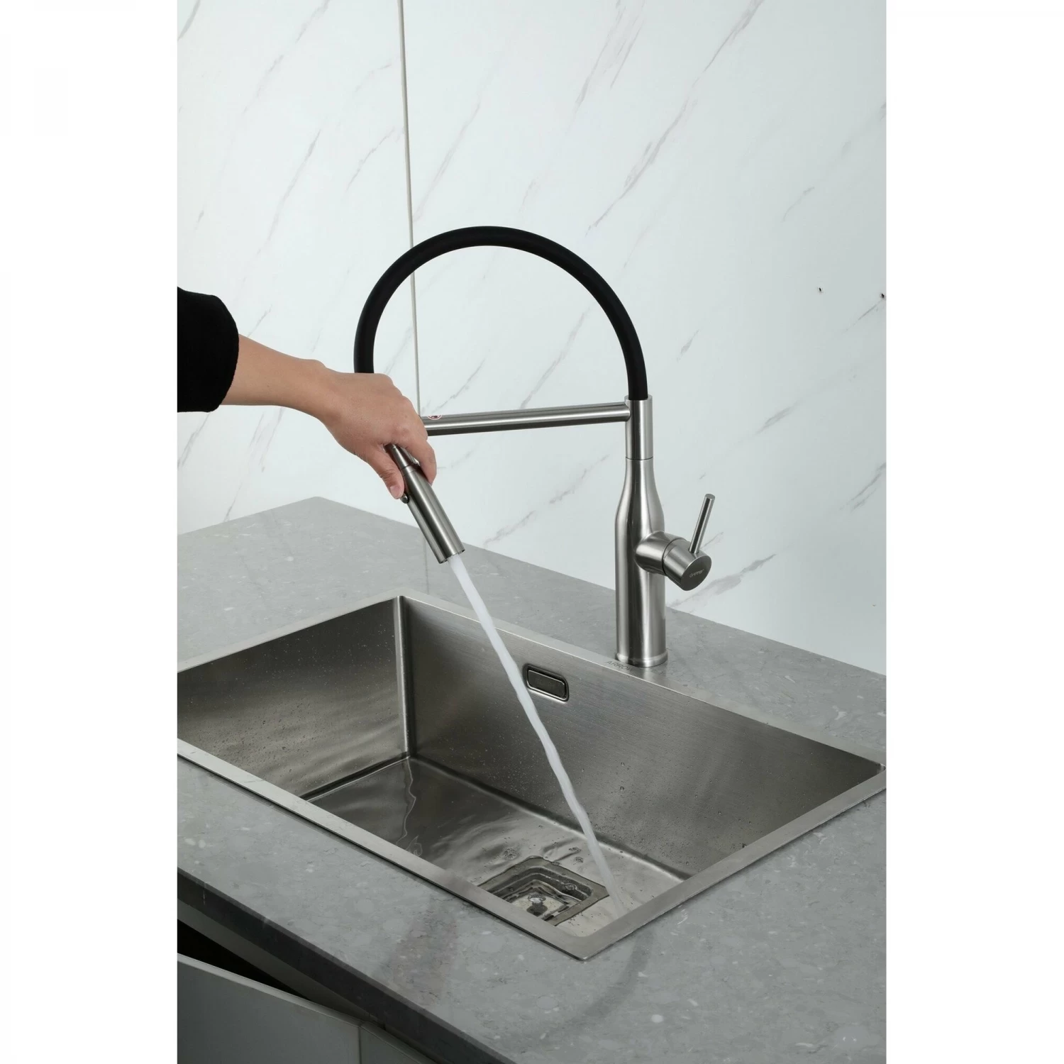 Смеситель для кухни Gappo G4098-25 сатин