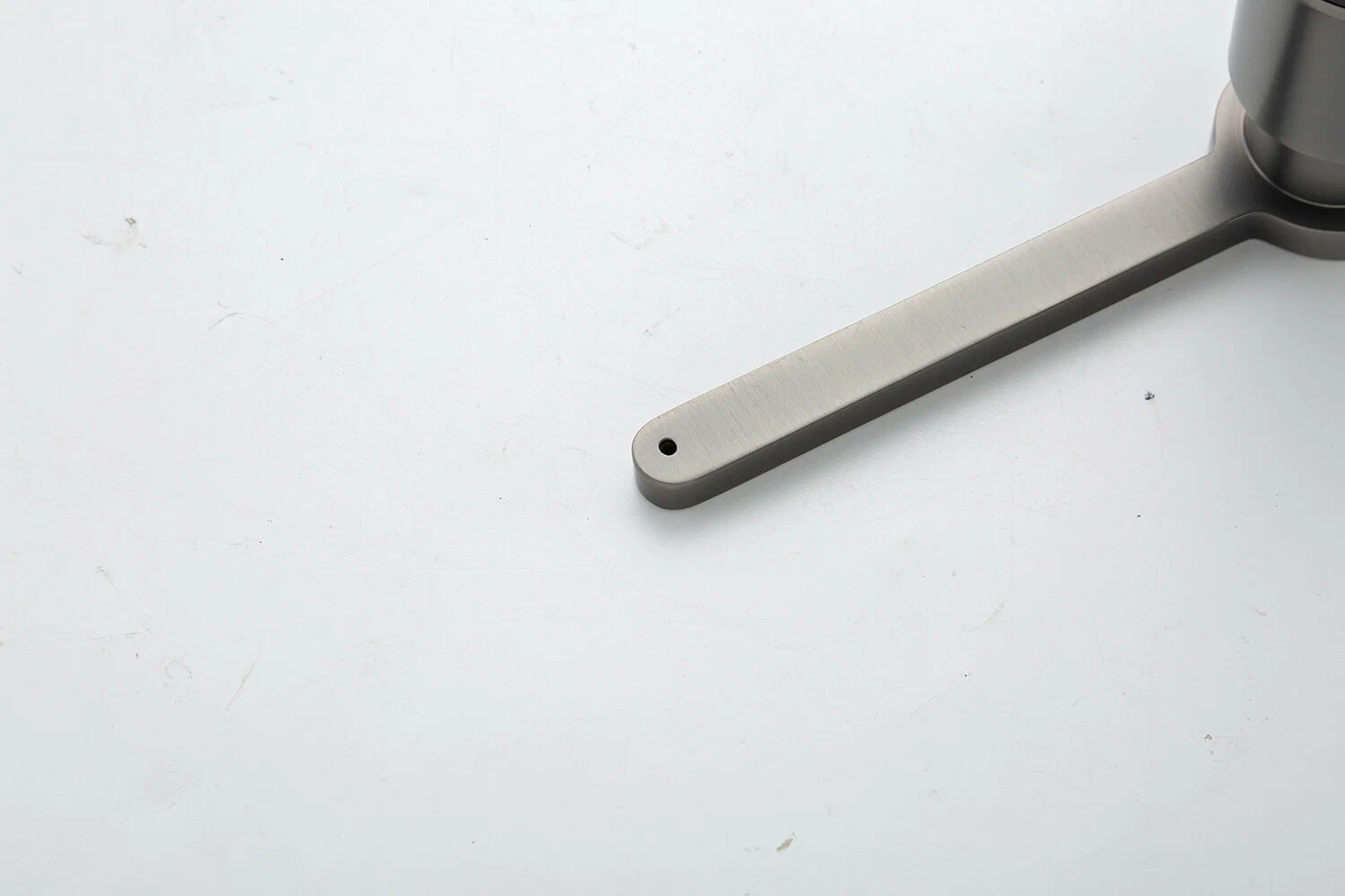 Дозатор жидкого мыла Gappo G406-9 оружейная сталь