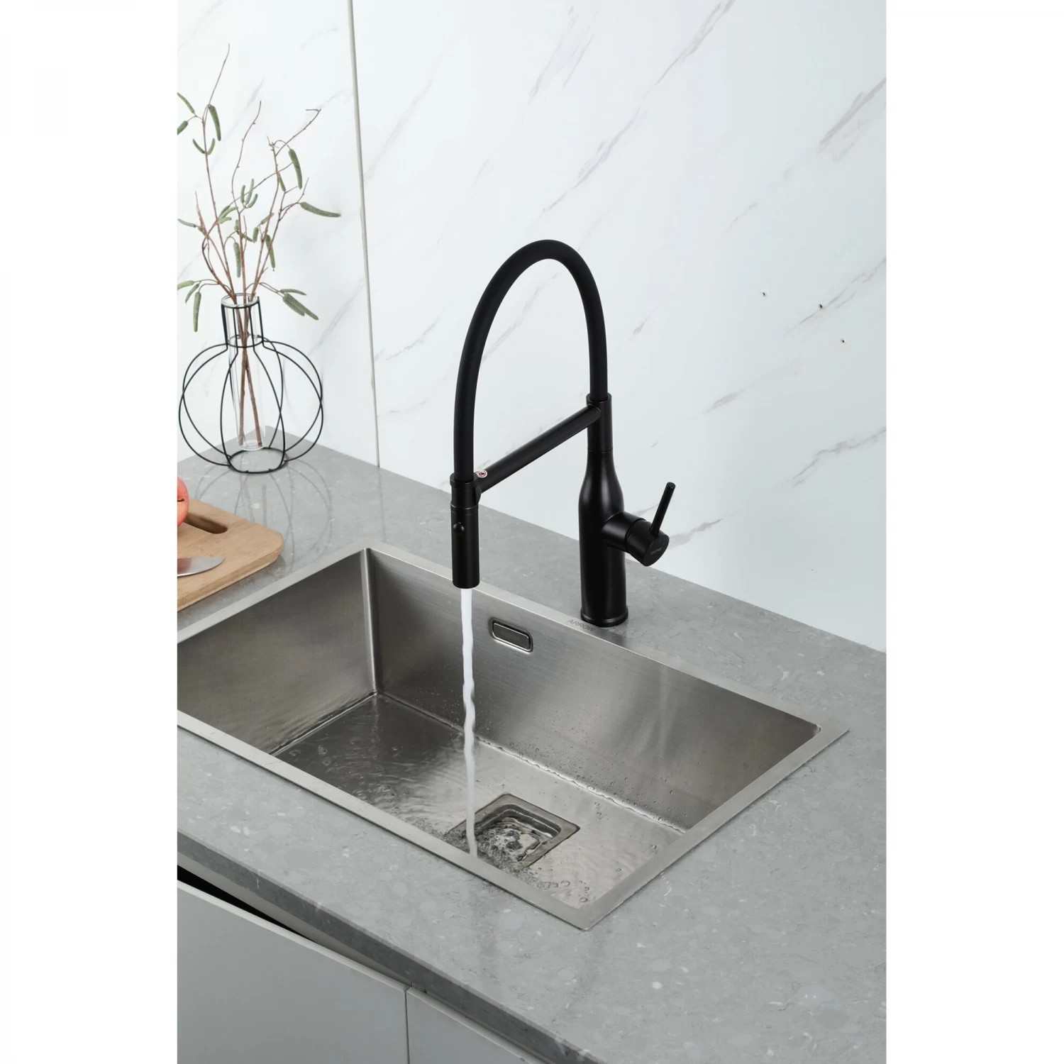 Смеситель для кухни Gappo G4098-26 черный