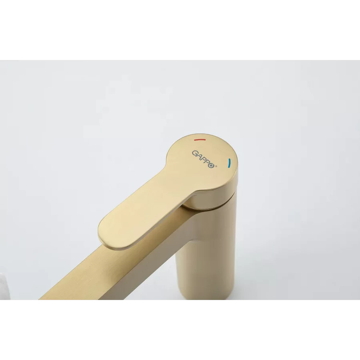 Смеситель для раковины Gappo G99-33 G1099-33 золотой сатин